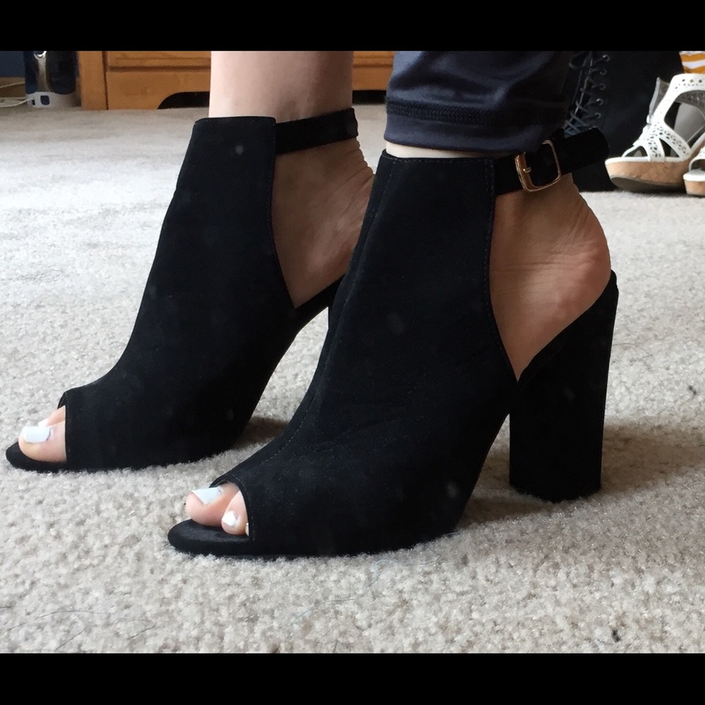 Ankle strap heels